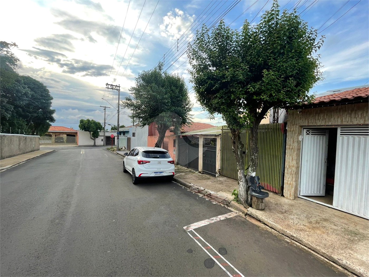 Casa térrea para venda na Vila Nossa Senhora de Fátima.