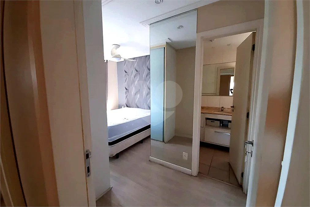 Vila Olímpia - | 128 m² | 3 Suítes | 4 Vagas - Condomínio Clube