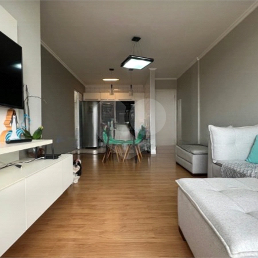 Apartamento no Edifício Residencial Torres di Italia.