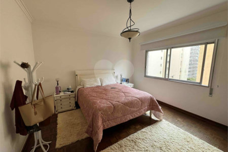 Elegância e conforto. Apartamento exclusivo de 250m2 em Higienópolis, um por andar.
