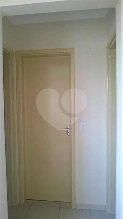 Vendo Apartamento no Residencial Aline na Cidade de São Carlos SP.