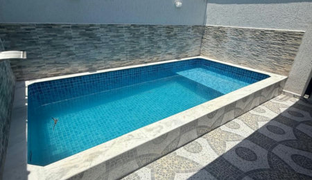 🏖️ Oportunidade Imperdível em Itanhaém – Casa com Piscina à Venda!