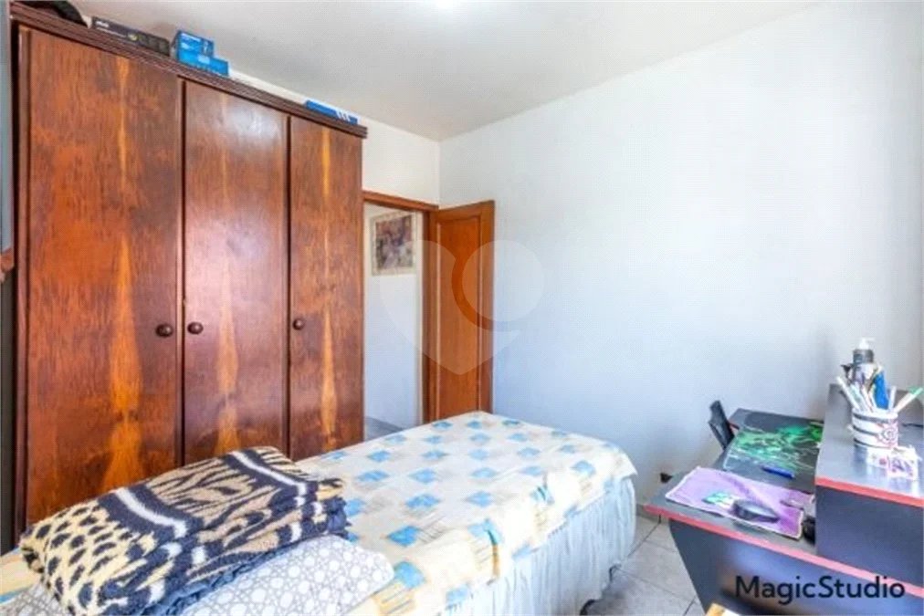 Casa com 175m², 4 dormitórios, sendo 3 suítes, 2 vagas de garagem, à venda na Vila Formosa.