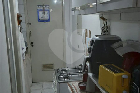 Kitnet no bairro da Liberdade