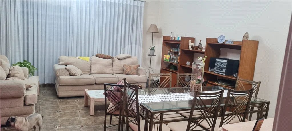 Casa com 3 Dormitórios no Campo Belo