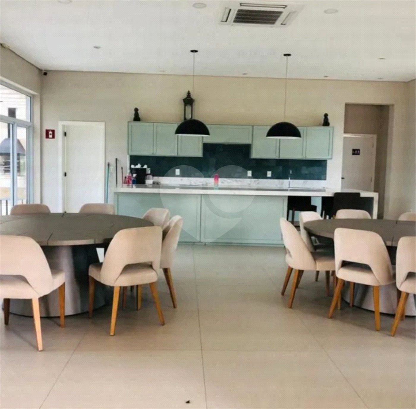Indaiatuba - Villa dos Pinheiros - terreno com 680,37 ms - R$ 1.490.000,00 - condominio - R$ 1.450,00 - iptu - R4 520,00 - Com segurança inteligente, fiação e internet por fibra ótica subterrâneas, gás encanado e uma exuberante área verde preservada com nascentes naturais, Salão de festas, lounge