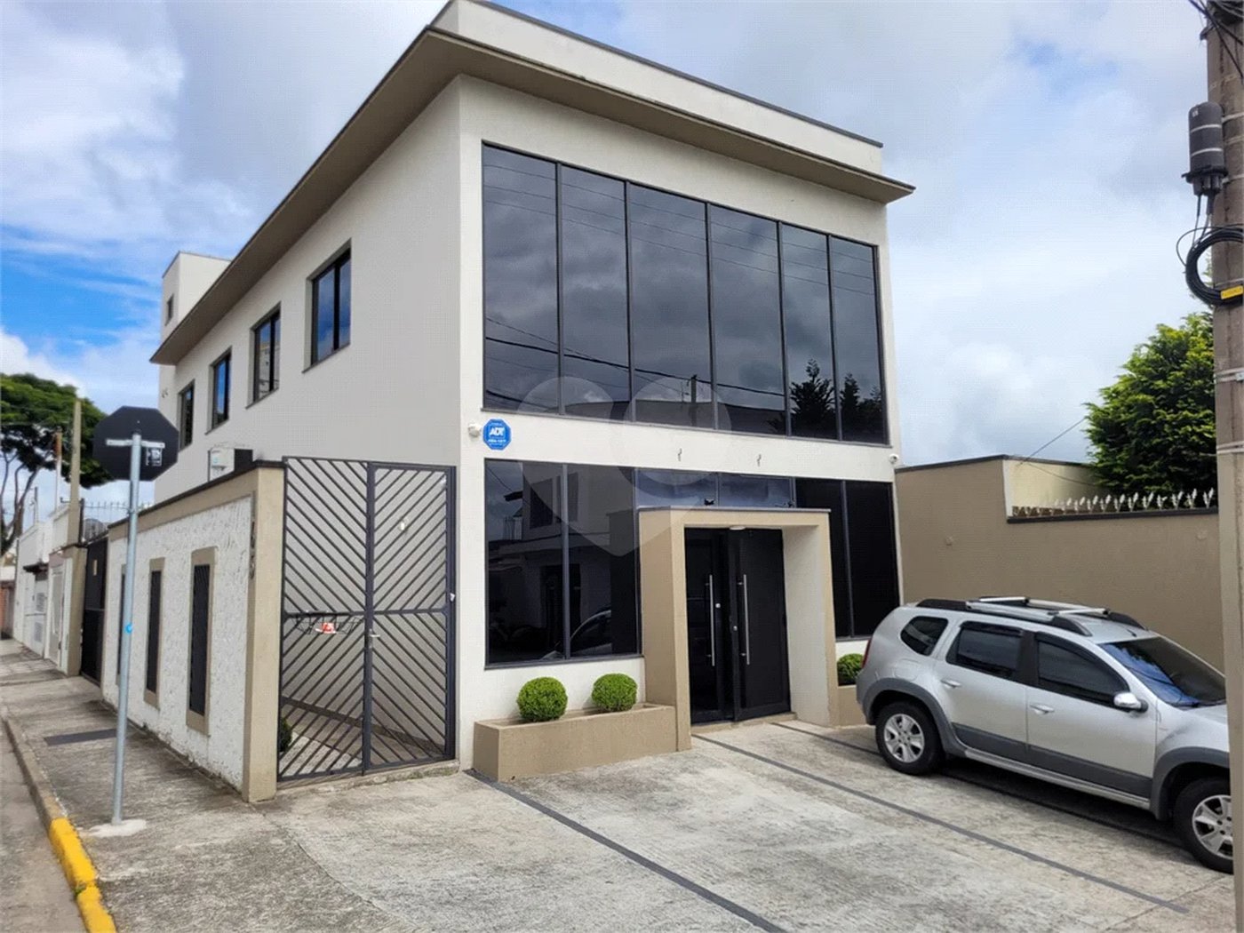 Ponto Comercial 200 m² 4 salas Jardim Armênia - Mogi das Cruzes SP