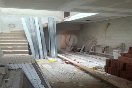 Sobrado Novo Vila Industrial - entrega em 09/2026 - Próximo parada Tolstoi do Monotrilho