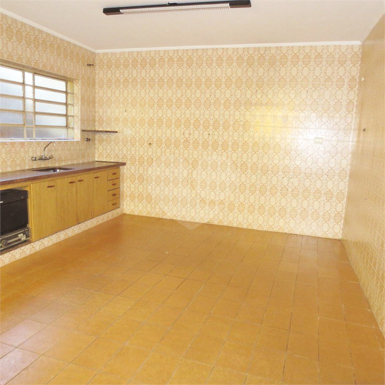 Sobrado Conservado na Saúde- 230m2 - 3 Quartos/1 Suíte/2 Vagas