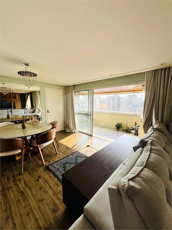 Apartamento á venda MOBILIADO com 128m², 3 suítes, 2 vagas, no centro de Santo André