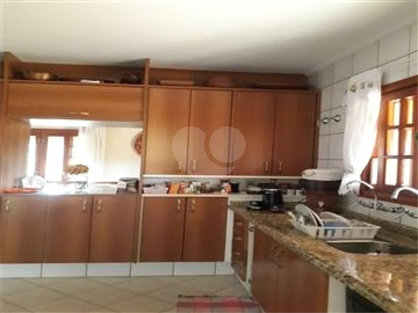 Casa à venda com 3 suítes em Estância Santa Maria do Laranjal, Atibaia, SP