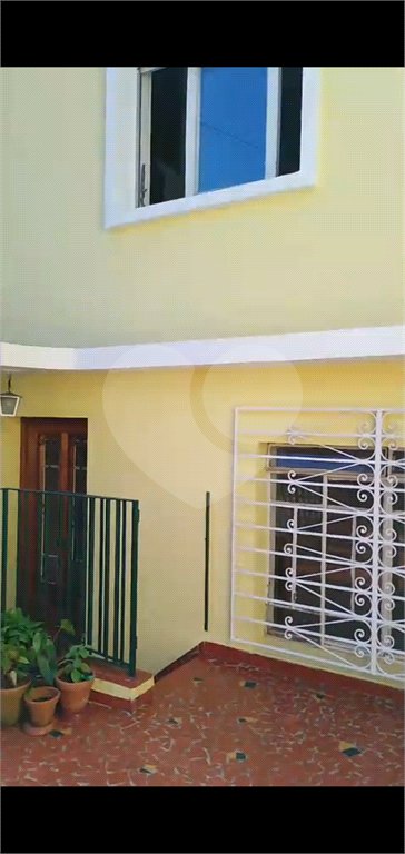 Charme e Praticidade na Vila Mariana: Sobrado com 2 Suítes e Excelente Localização!