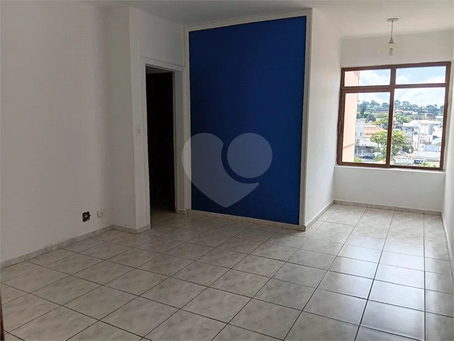 Apartamento à venda ou para alugar com 2 quartos, sendo 1 suíte,  no Centro, São Roque, SP