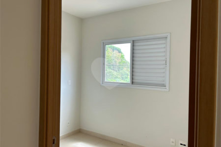 Apartamento a venda de 02 dormitórios