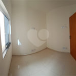 Sobrado novo de 3 quartos, 1 suíte, com 100 m², 2 vagas de garagem à venda no Jardim Eliane SP