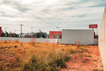 Terrenos Estratégicos – Avenida Getúlio Vargas | 2.175,78 m² (Potencial: 11.437,80 m²)