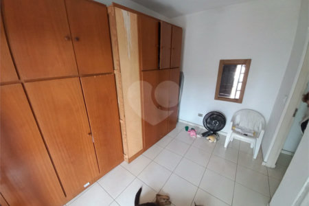 Casa de 292m² de terreno à venda - Vila Pirajussara