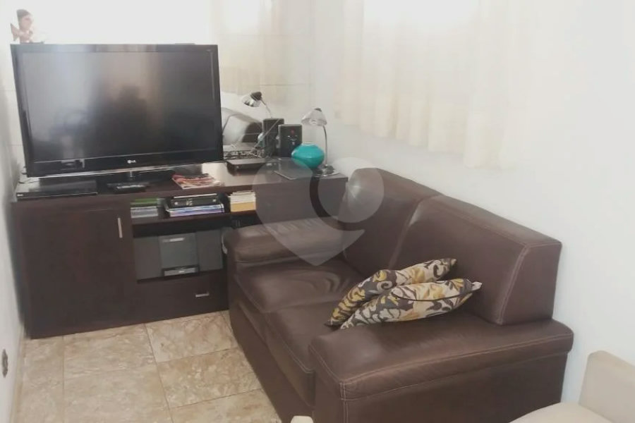 Sobrado de 105m2 à venda com 3 dormitórios na Vila Santa Catarina