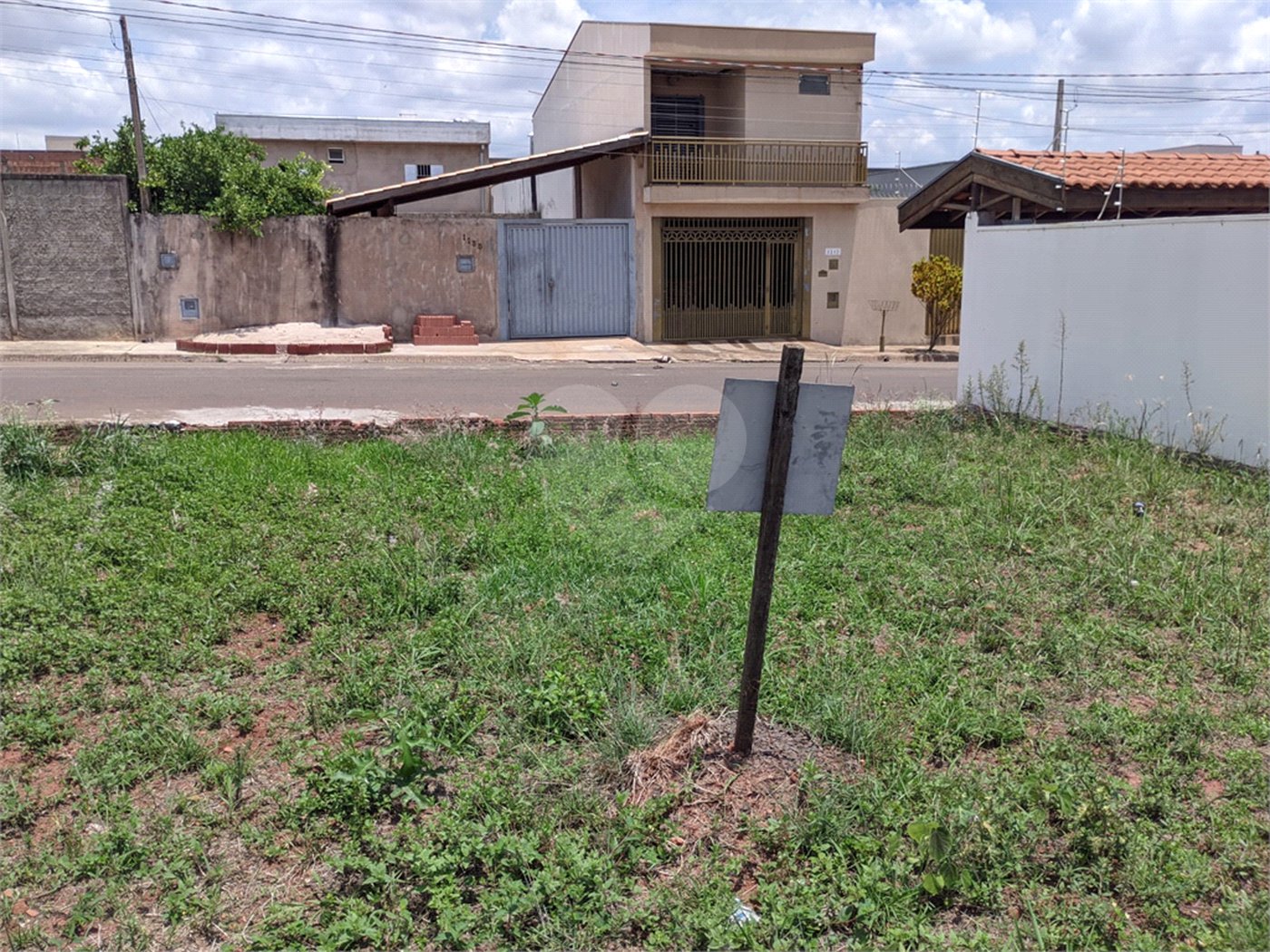 Terreno no Jardim Embare