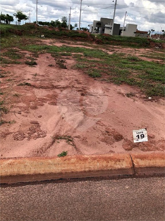 Terreno no Condomínio Residencial Vila Madalena.
