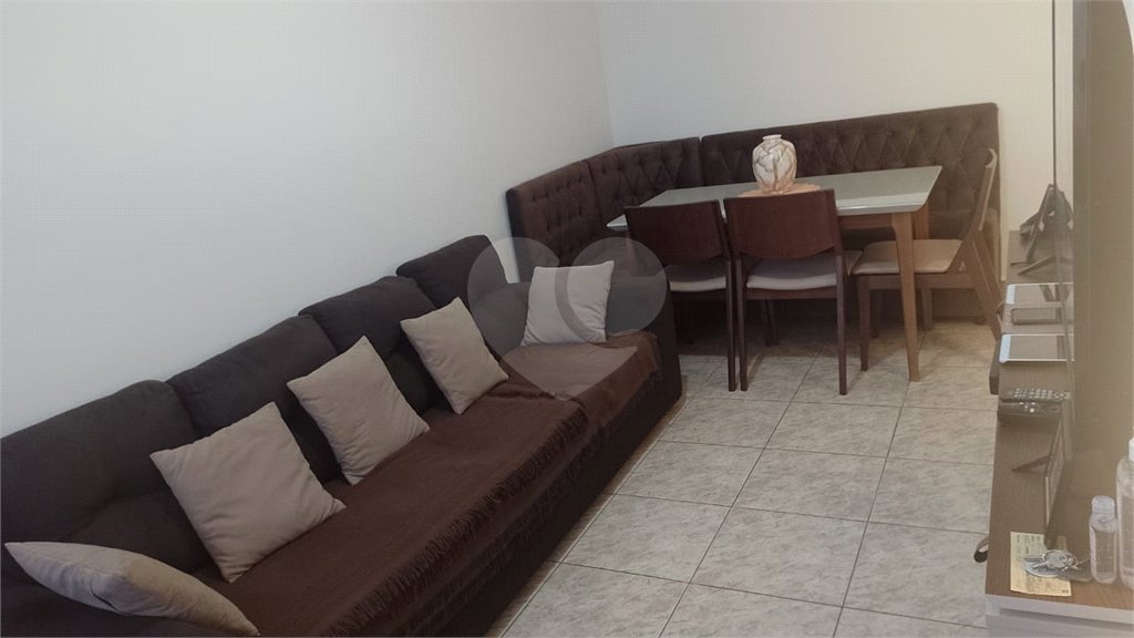 Apartamento com 80m² , 2 dormitórios , sendo 1 suíte , 1 vaga , à venda na Vila Tibiriça , em Santo André.
