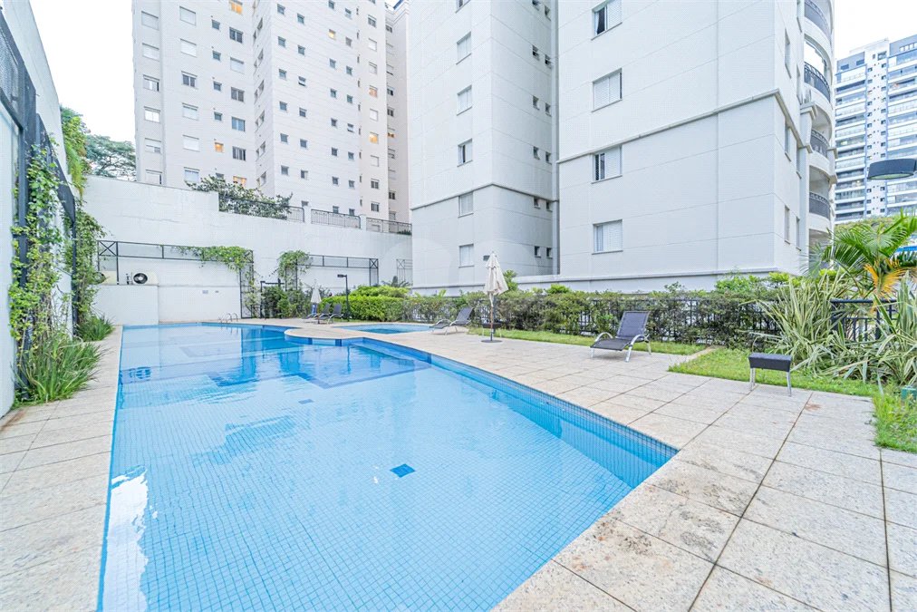 Apartamento com 3 quartos a venda no Alto da Boa Vista, São Paulo - SP