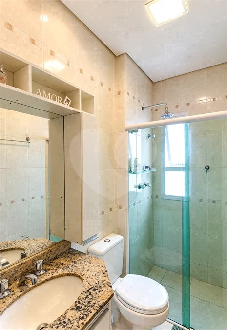 Apartamento de 84m² na Vila Lusitânia, em São Bernardo do Campo, com 3 dormitórios, suíte com varanda, 2 vagas cobertas, depósito privativo e lazer completo.