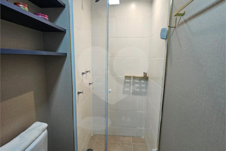 Apartamento Mobiliado a Venda no Campo Belo