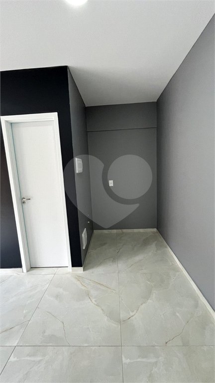 Sala comercial em Atibaia com 42,90 m² para locação com excelente localização