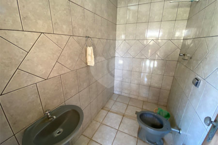 Casa/sobrado para venda com piscina no Santa Felícia Jardim