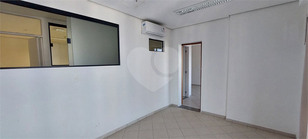 SALA COMERCIAL A VENDA 70M², 2 BANHEIROS, 2 VAGAS, JARDIM AQUARIUS - SÃO JOSÉ DOS CAMPOS/SP.