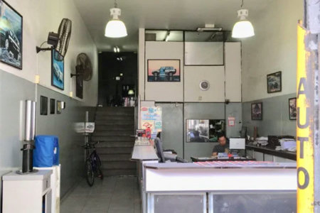 Prédio Comercial na Rua Domingos de Morais-multicomércio - proximo ao largo Ana Rosa.