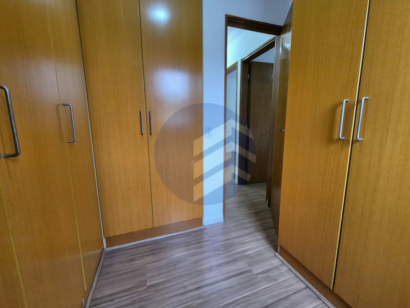 Apartamento à venda com 3 quartos, 1 banheiro e 1 vaga próximo à USP