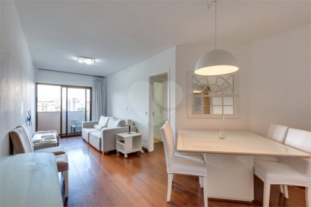 Apartamento à venda ou para alugar com 3 quartos, sendo 1 suíte,  em Alto da Boa Vista, São Paulo, SP