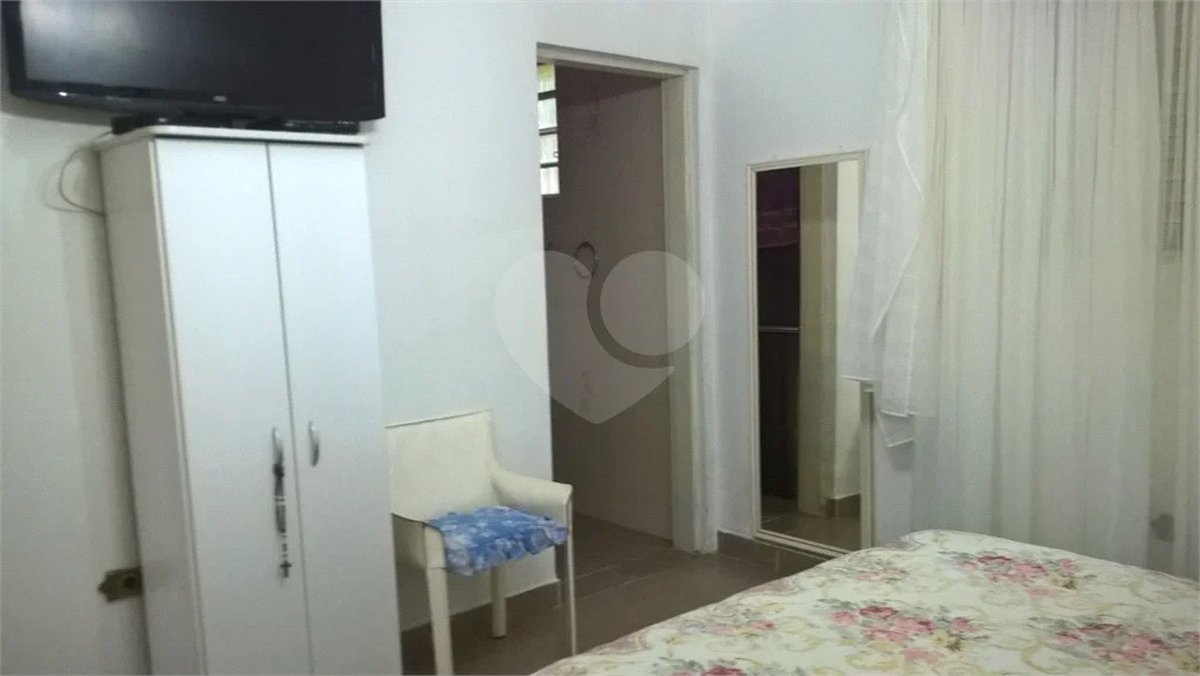 Sítio à venda em Santa Isabel com 2.700m² | Piscina | Casa de Caseiro | Excelente para lazer ou investimento