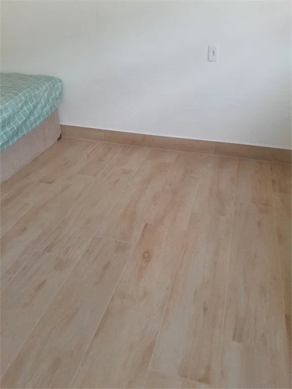 Casa à venda com 3 suítes em Moinho Velho, Cotia, SP