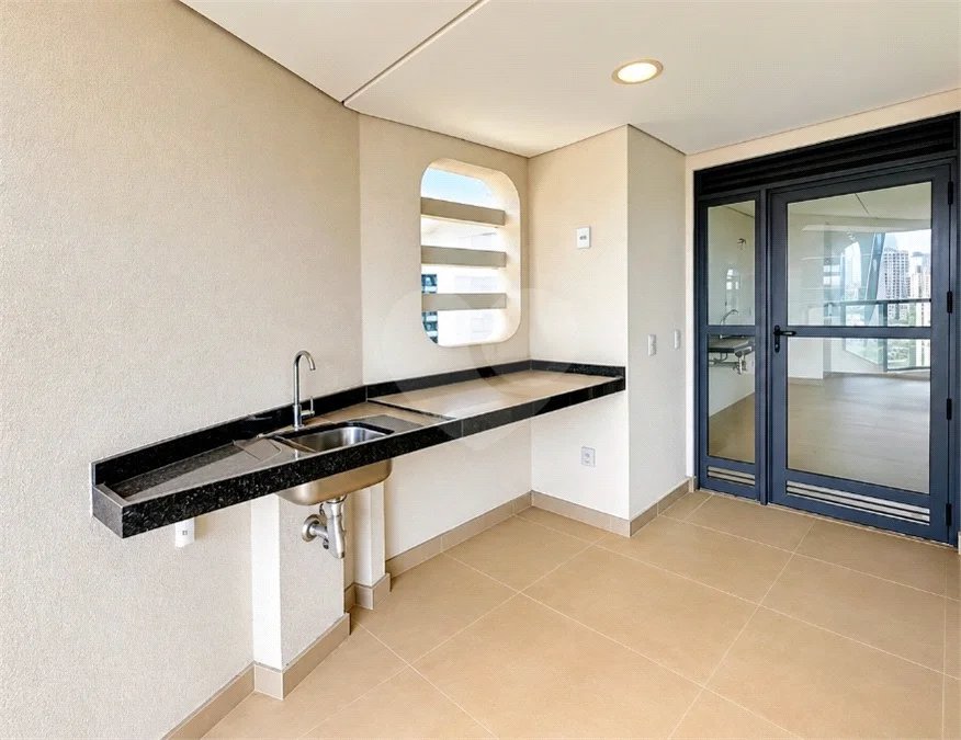 Apartamento à venda com 3 suítes em Chácara Santo Antônio, São Paulo, SP