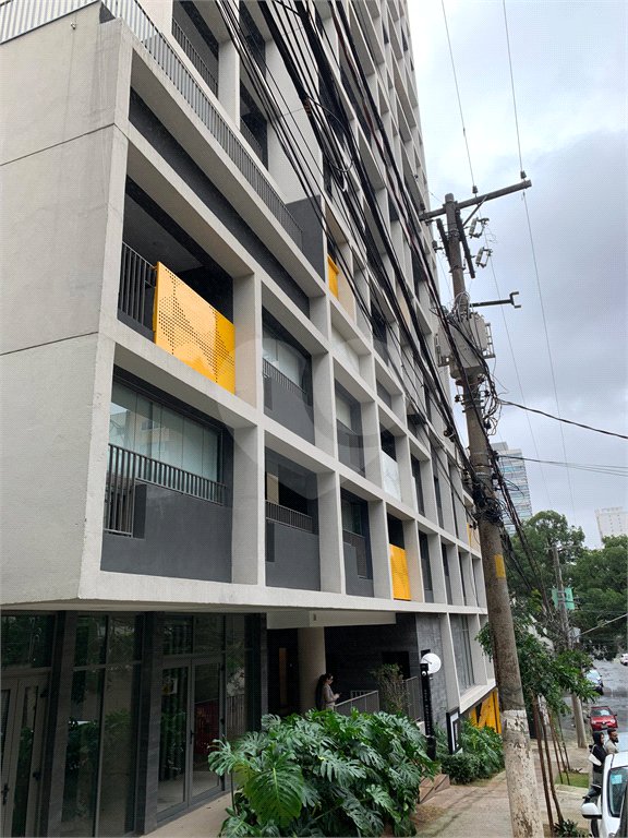 PINHEIROS - APARTAMENTO NOVO MOBILIADO