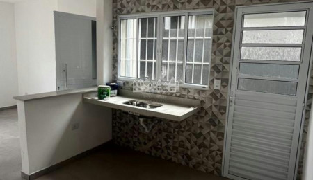 Casa à venda com 2 quartos, sendo 1 suíte,  em Jardim Imperial, Atibaia, SP