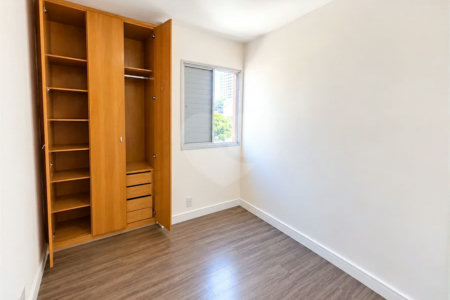 Apartamento de 44 m² com 2 dormitórios, varanda integrada e 1 vaga na Vila Guarani