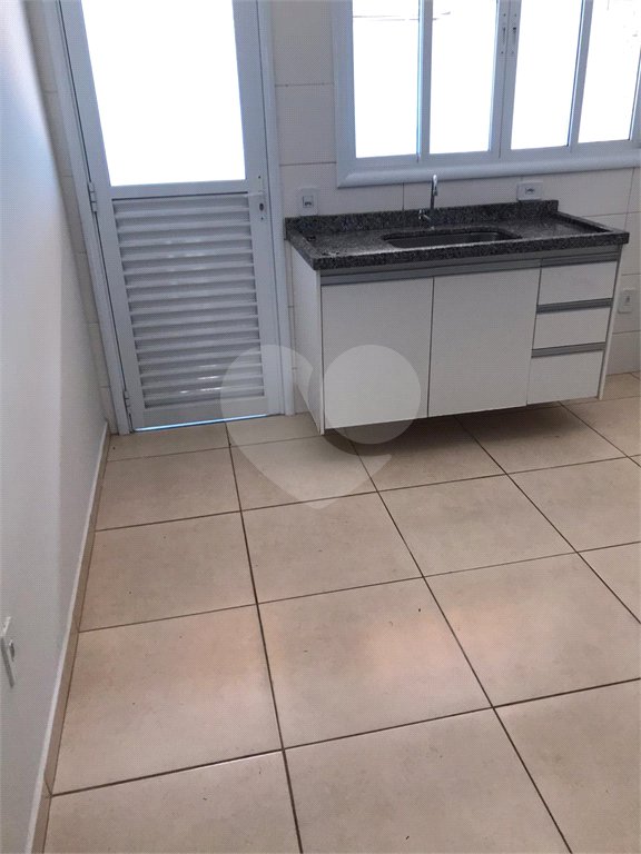 Indaiatuba - Sobrado para venda e Locação - Jardim Nely em Indaiatuba - R$ 425.000,00 - aceita parte em permuta - Bairro tranquilo com fácil acesso a rodovias, Shopping Polo Parque Mall - Assai, Polo shopping - Com duas suítes sendo uma com sacada, , lavabo. área de serviço , 2 vagas, portão ele