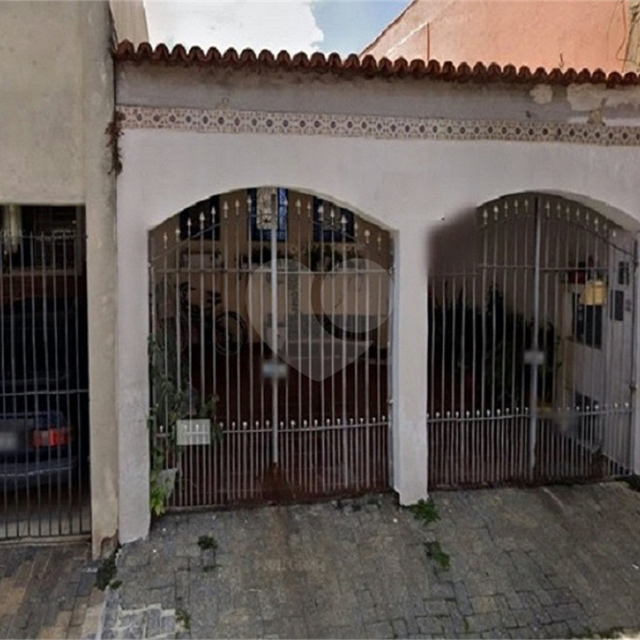 Casa com 182 m² com 3 Dorm na Vila Brasilio Machado.