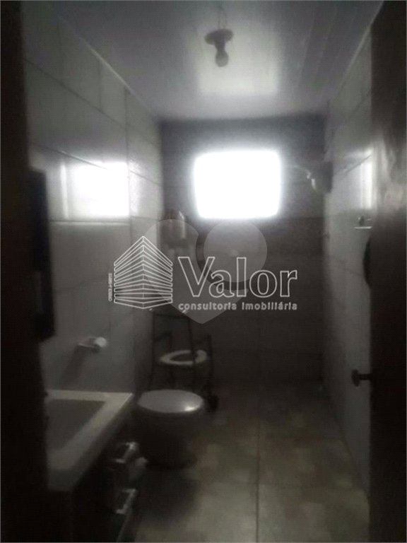 Casa térrea à venda com salão comercial