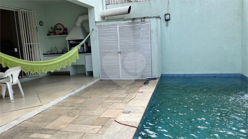 Casa à venda com 3 suítes em Vila Cordeiro, São Paulo, SP