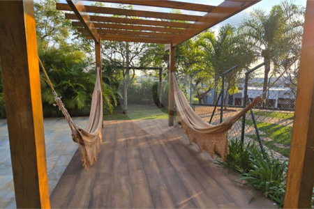 Casa à venda com 7 quartos, sendo 5 suítes, em Residencial Jardim Primavera, Louveira, SP