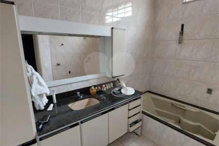 Casa/sobrado para locação no Centro