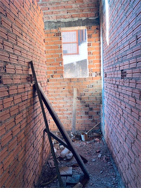 Imóvel em construção bem localizado