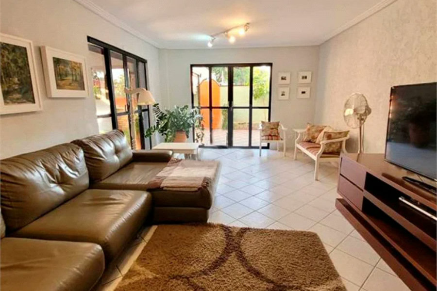 Casa à venda com 4 quartos, sendo 1 suíte, no centro de Piracicaba- SP