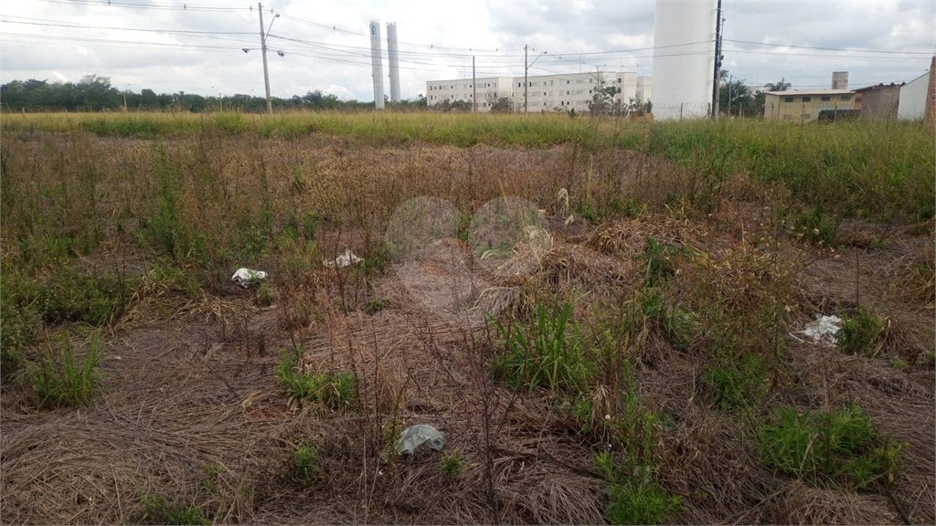 Lote no Jardim do Bosque, aceita financiamento ou aquisição de terreno e construção