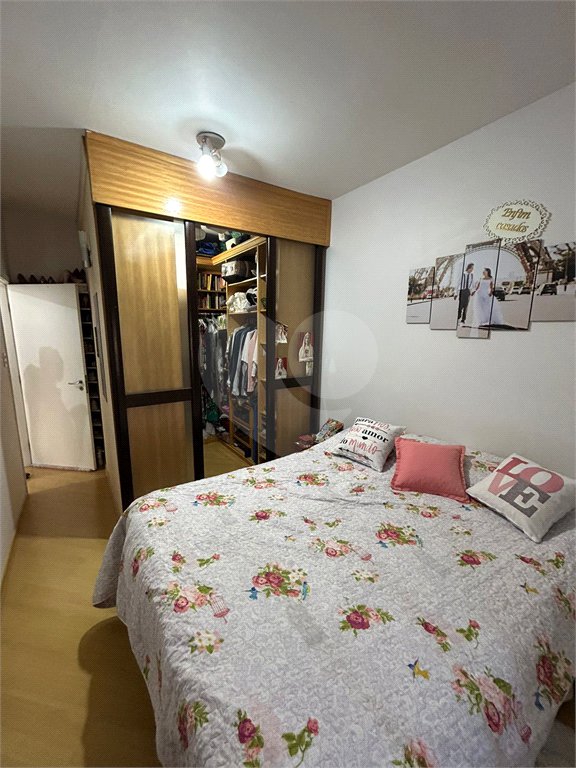 Sobrado venda no Alto da Mooca, com 266m2, 4 quartos, 3 salas, área gourmet e 2 vagas de garagem